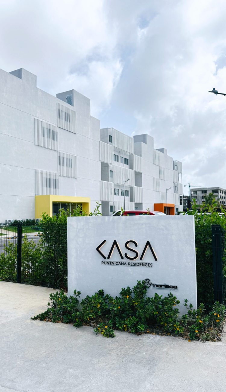 Created with RNI Films app. Profile 'Agfa Optima 200'